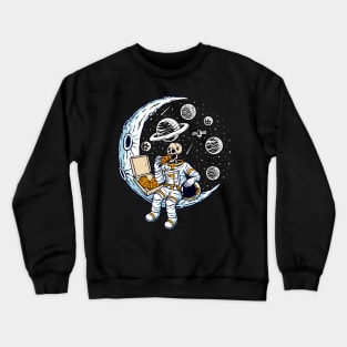 astronaut eating pizza moon Crewneck Sweatshirt